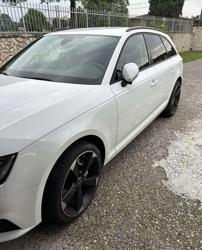 Usata Audi A4 Business 190 CV (139 kW) 2018 Station wagon