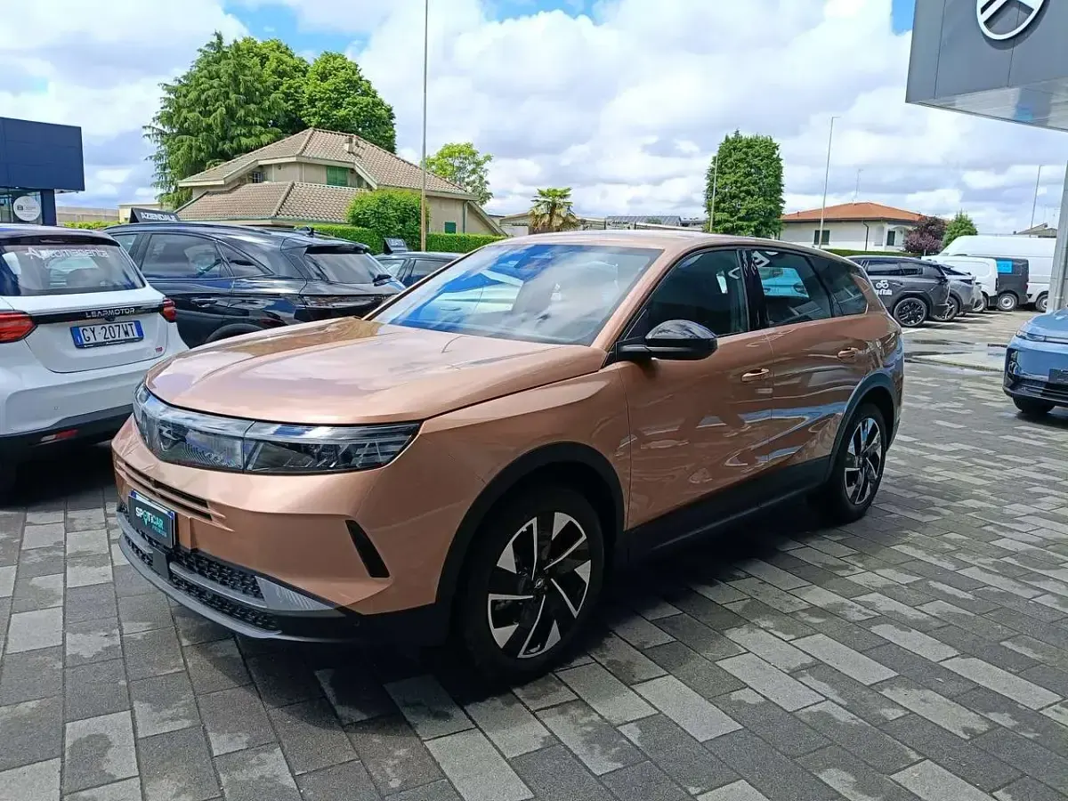 Nuova Opel Grandland X Edition+ 136 CV (100 kW) 2025 Impakt copper SUV