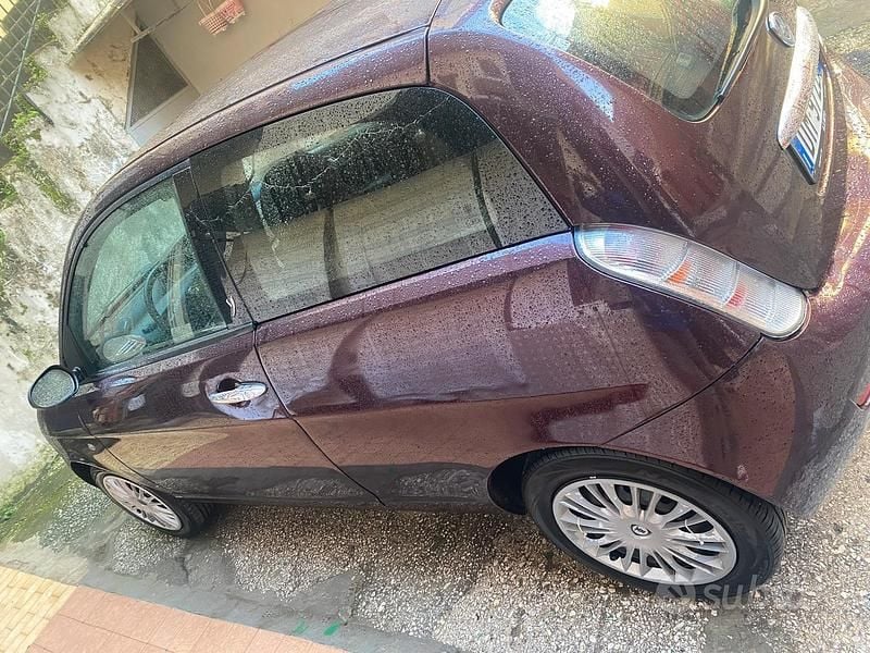 Usata Lancia Ypsilon 69 CV (50 kW) 2008 Utilitaria