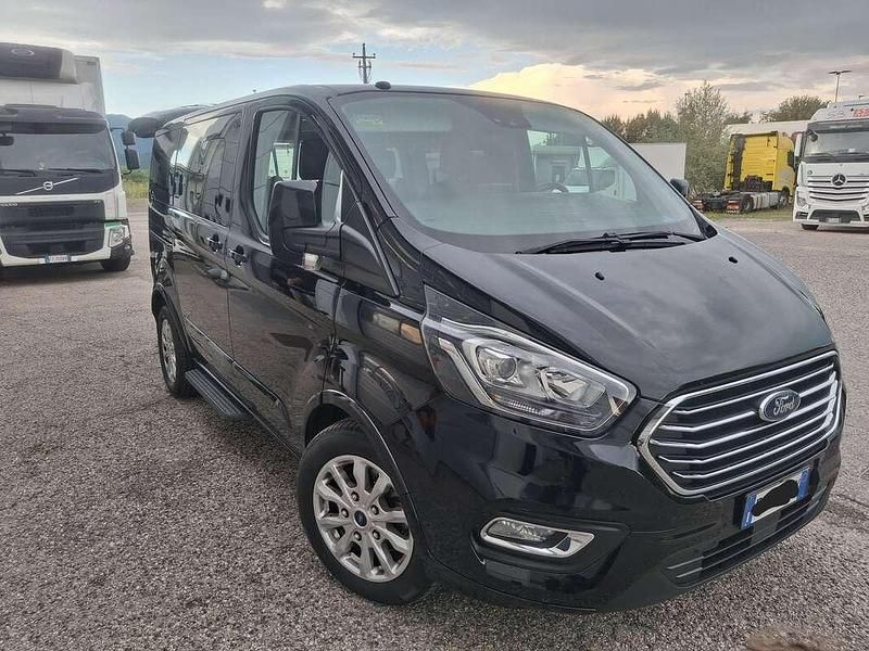 Usata Ford Tourneo Custom Titanium 131 CV (96 kW) 2019 Furgone
