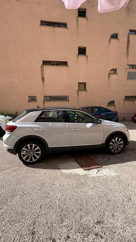 Usata VW T-Roc 116 CV (85 kW) 2020 Bianco SUV