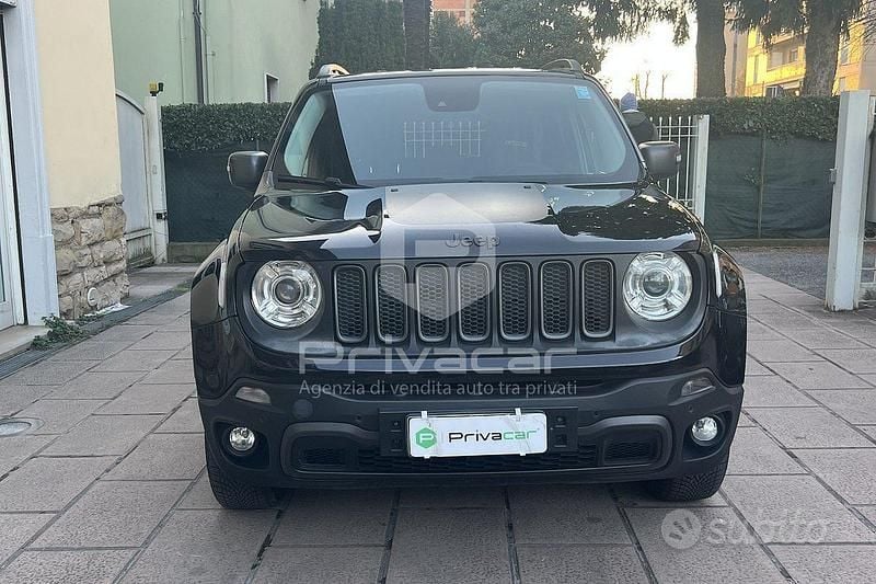 Usata Jeep Renegade Trailhawk 170 CV (125 kW) 2016 Nero SUV