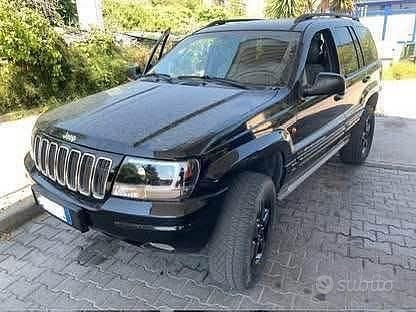 Usata Jeep Grand Cherokee Overland 258 CV (189 kW) 2002 Nero SUV