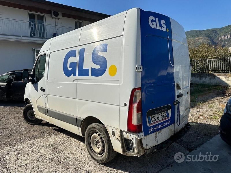Usata Renault Master T28 135 CV (99 kW) 2020 Bianco Monovolume