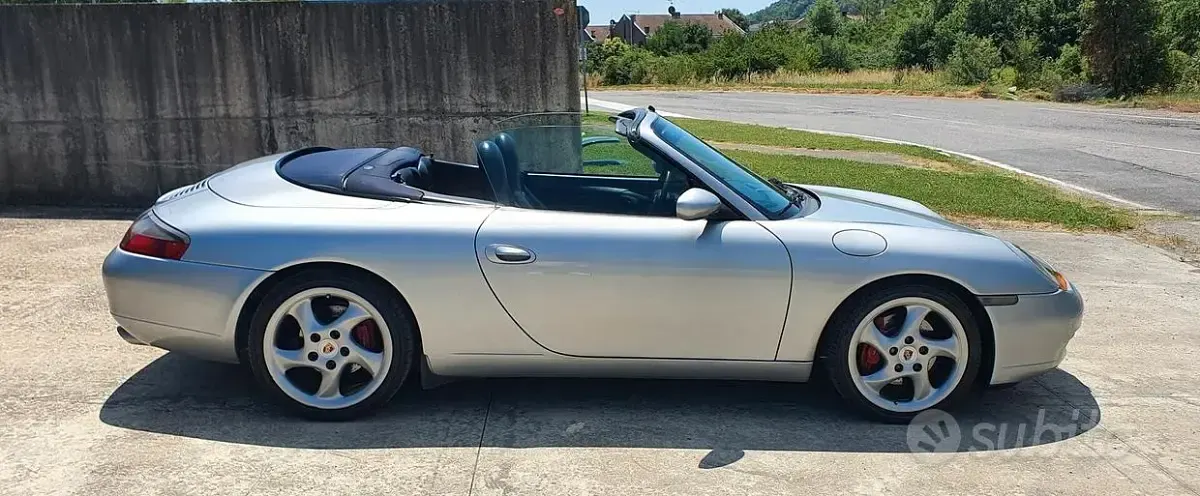 Usata Porsche 911 Carrera Cabriolet 300 CV (220 kW) 2000 Grigio Cabrio