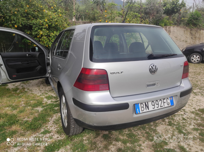 Usato 2000 VW Golf IV 1.6 CNG_Hybrid 105 CV (1.300 €)