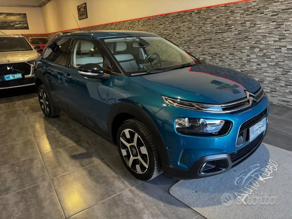 Usata Citroën C4 PureTech 110 CV (80 kW) 2019 Blu Berlina