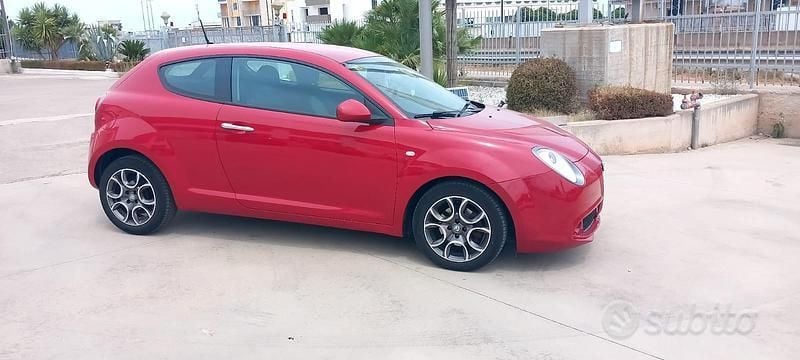 Usata Alfa Romeo MiTo 95 CV (69 kW) 2010 Rosso Utilitaria