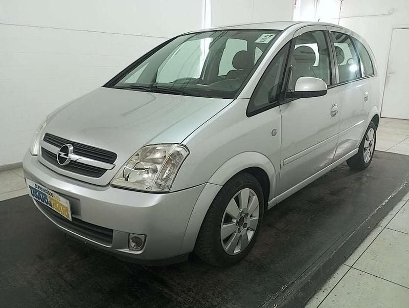 Grigio metallizzato Usata 2004 Opel Meriva Club Monovolume | 1970 € (Molto cara) - Immagine 1/4