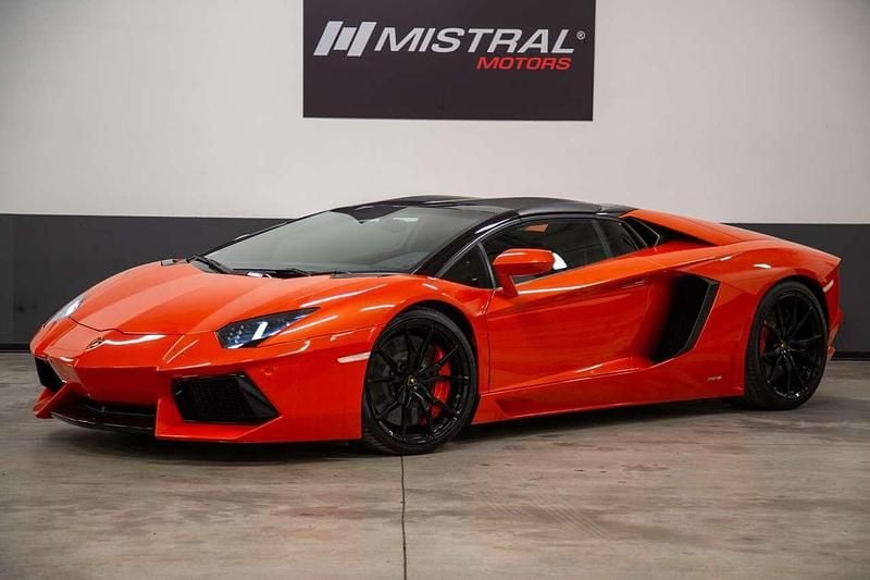 Usata Lamborghini Aventador 700 CV (514 kW) 2015 Arancione Cabrio