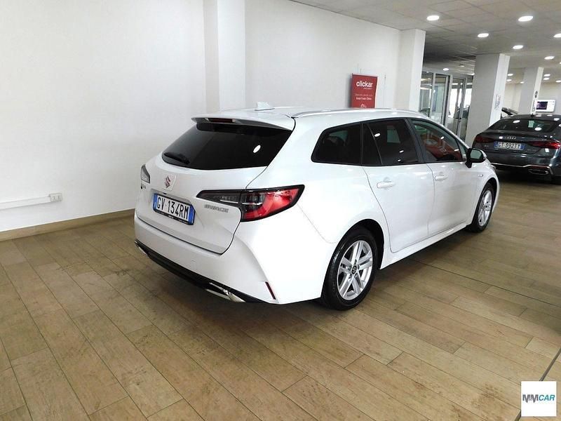 Usata Suzuki Swace 140 CV (102 kW) 2024 Bianco Station wagon