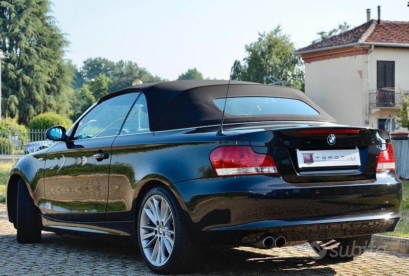 Usata BMW 125 Cabriolet Efficient Dynamics 218 CV (160 kW) 2008 Nero Cabrio