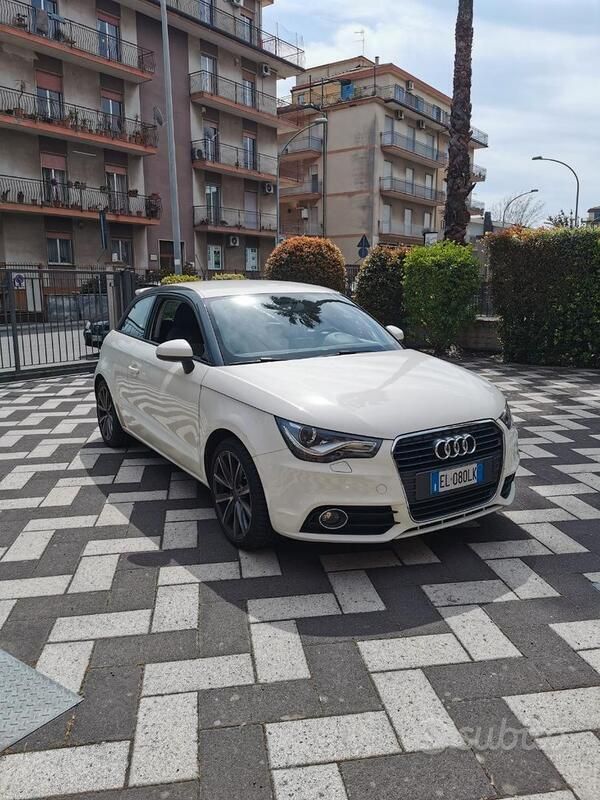 Usata Audi A1 86 CV (63 kW) 2012 Bianco Utilitaria