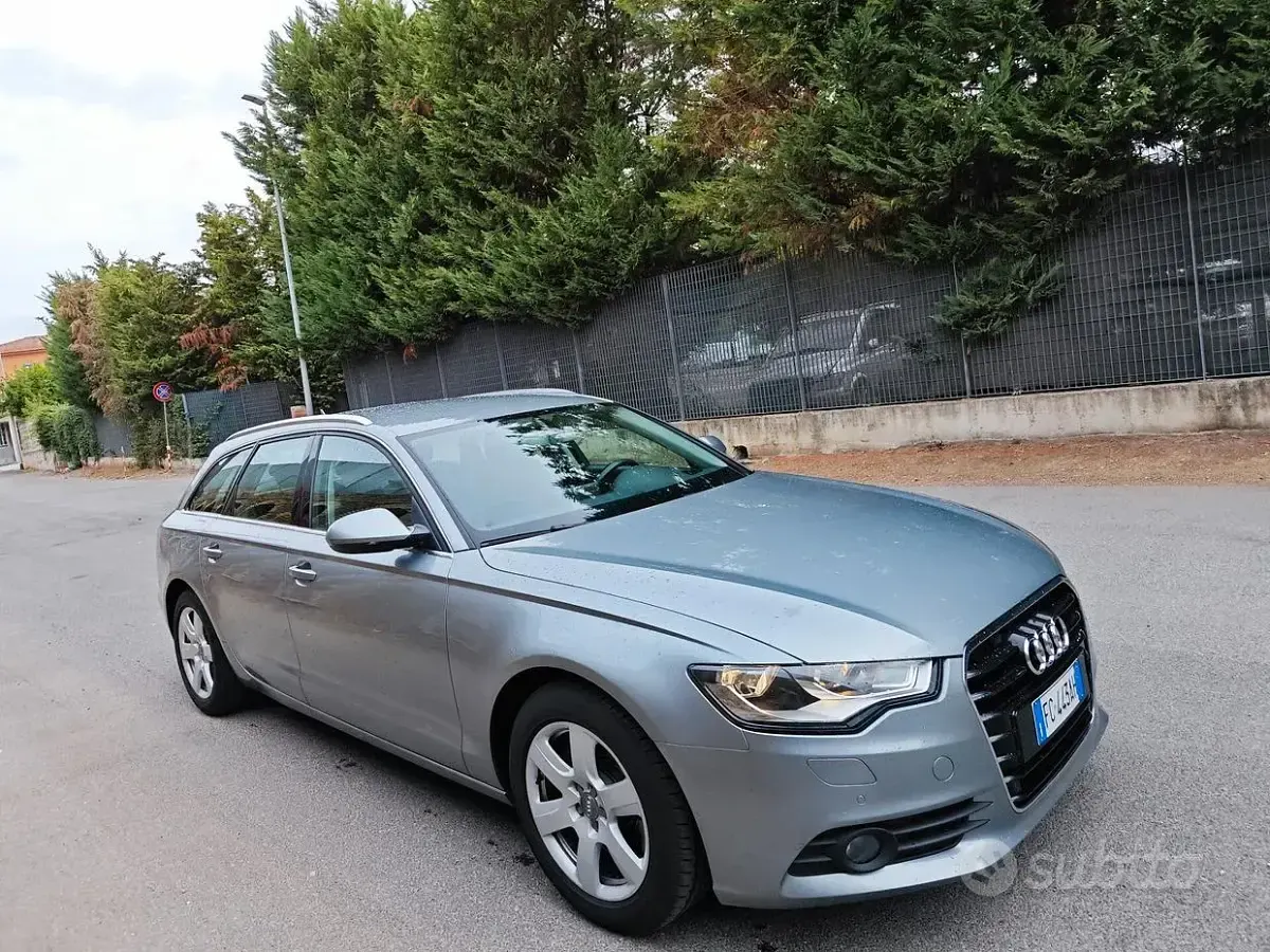 Usata Audi A6 245 CV (180 kW) 2012 Grigio Station wagon