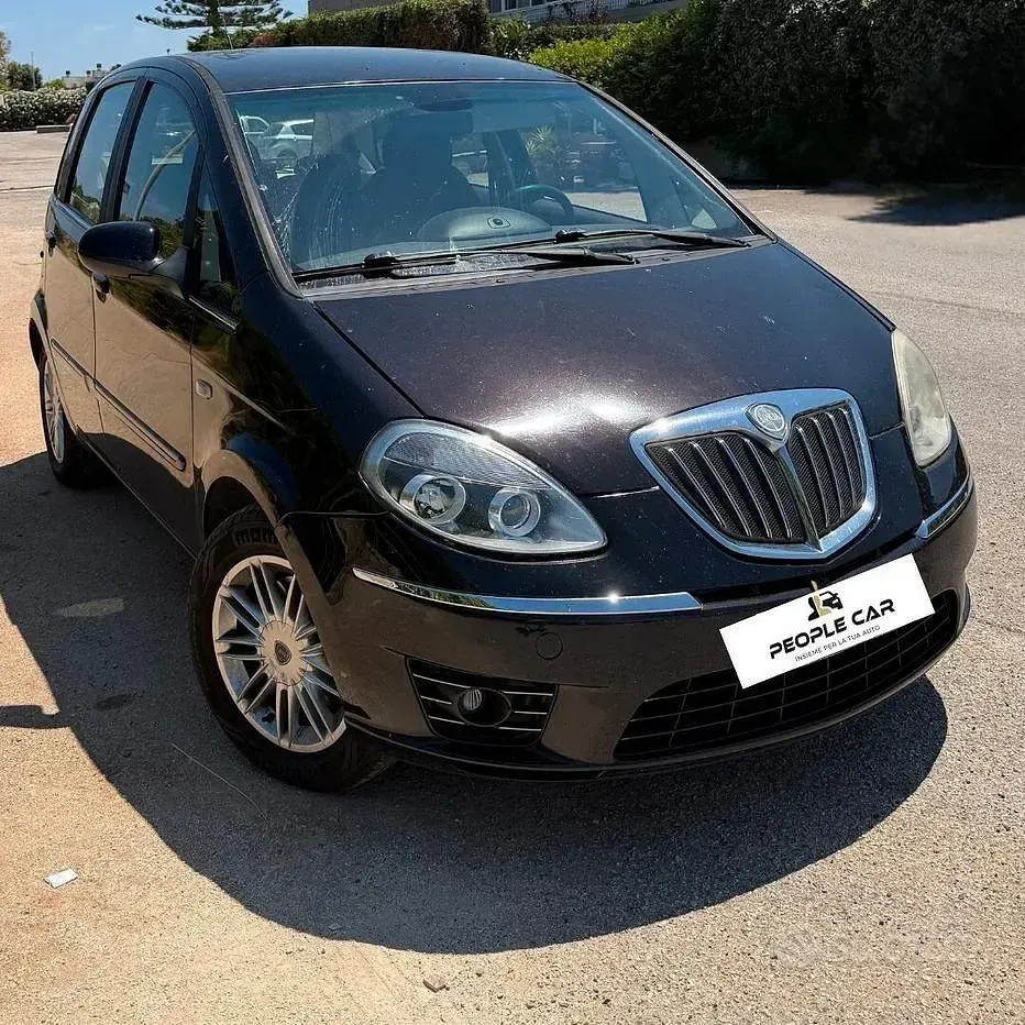 Usata Lancia Musa 95 CV (69 kW) 2012 Monovolume