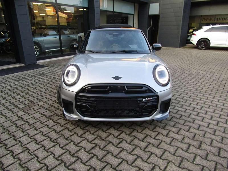 Usata Mini John Cooper Works 204 CV (150 kW) 2024 Nanuq white Utilitaria