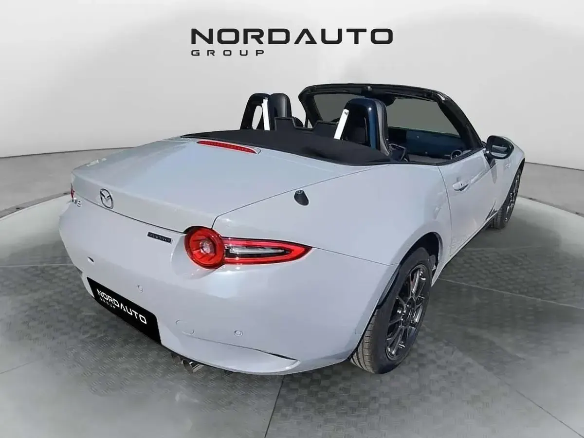 Nuova Mazda MX5 Homura-Line 132 CV (97 kW) 2026 Grigio Cabrio