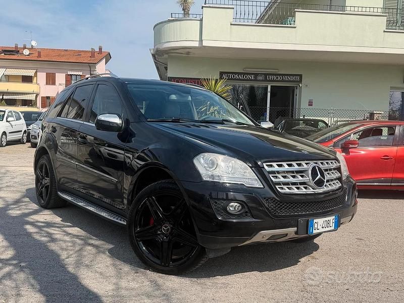 Usata Mercedes ML350 Premium 211 CV (155 kW) 2009 Nero SUV