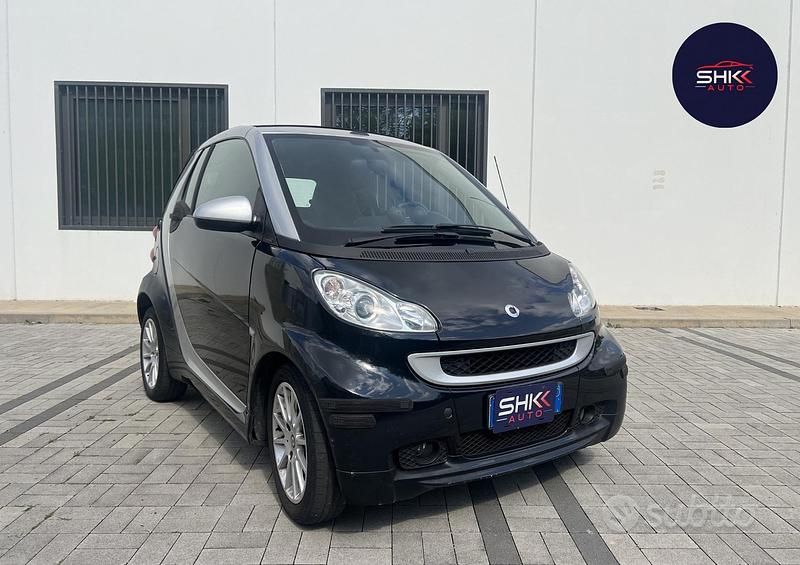 Usata Smart ForTwo Cabrio Passion 84 CV (61 kW) 2011 Nero Cabrio