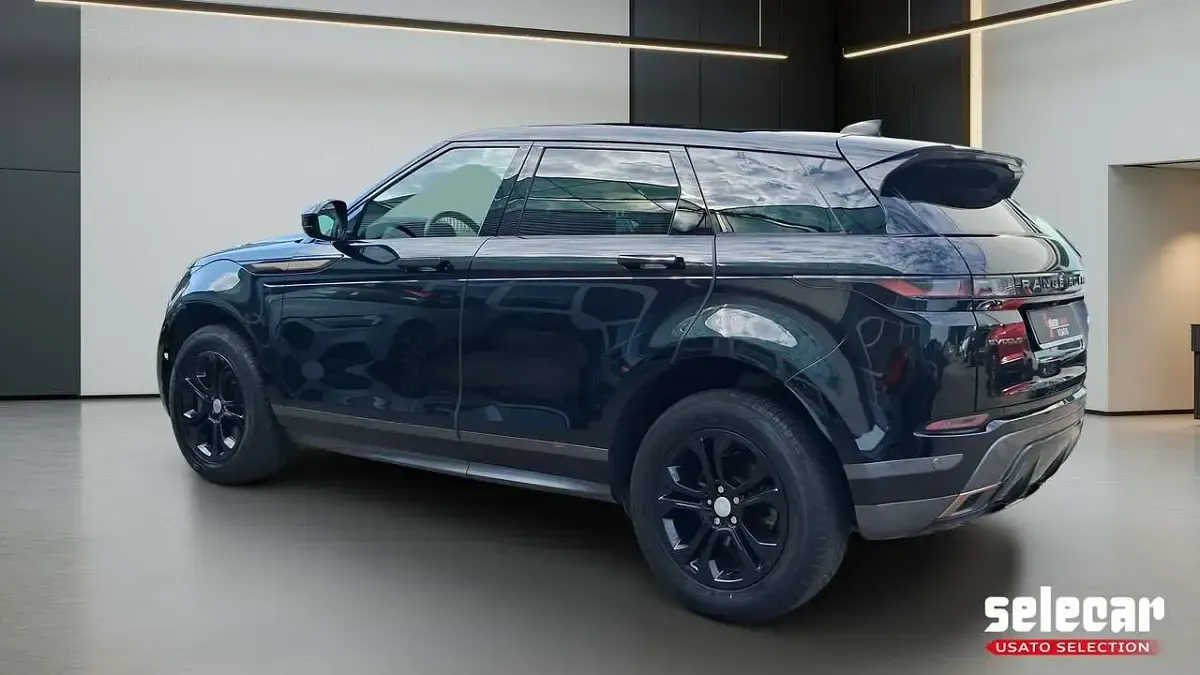 Usata Land Rover Range Rover evoque R-Dynamic 163 CV (119 kW) 2022 Nero SUV