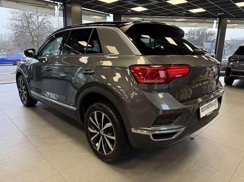 Usata VW T-Roc Style 116 CV (85 kW) 2018 Grigio SUV
