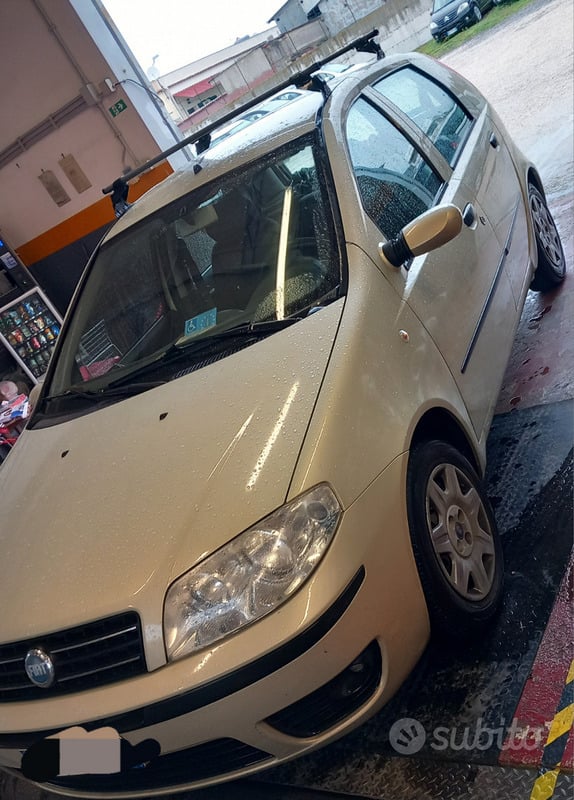 Usato 2005 Fiat Punto Diesel (2.500 €)