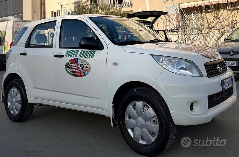 Usata Daihatsu Terios 105 CV (77 kW) 2009 Bianco SUV