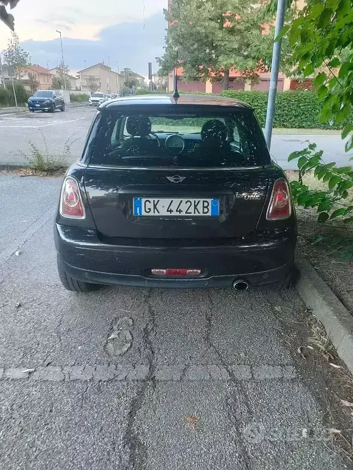 Usata Mini ONE 75 CV (55 kW) 2013 Nero Utilitaria