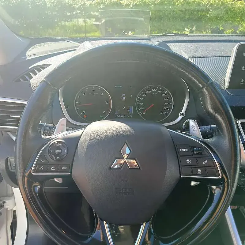 Usata Mitsubishi Eclipse Cross 148 CV (108 kW) 2019 Bianco SUV