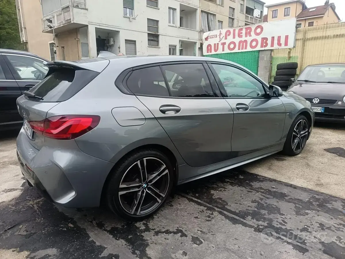 Usata BMW 118 M Sport 136 CV (100 kW) 2023 Grigio Utilitaria
