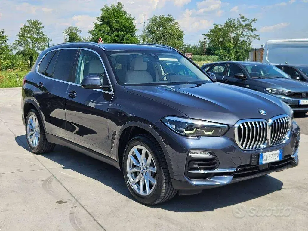 Usata BMW X5 231 CV (169 kW) 2020 Grigio SUV