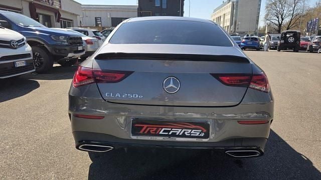 Usata Mercedes CLA250e Premium 160 CV (117 kW) 2022 Grigio Berlina