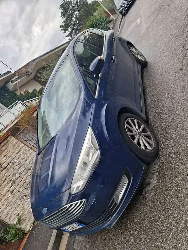 Occasion Ford C-MAX Titanium S 95 ch (69 kW) 2015 Bleue Monospace