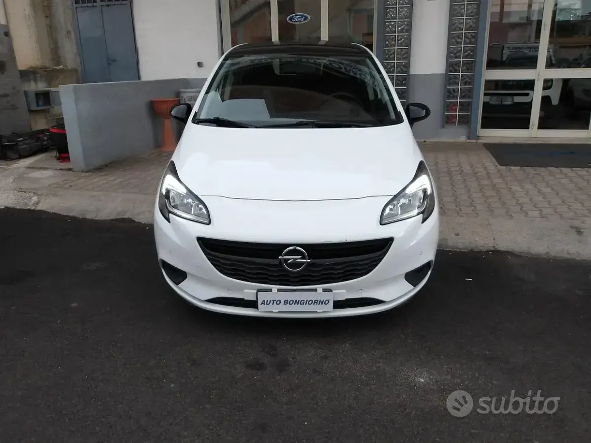 Usata Opel Corsa Edition 69 CV (50 kW) 2018 Bianco Utilitaria