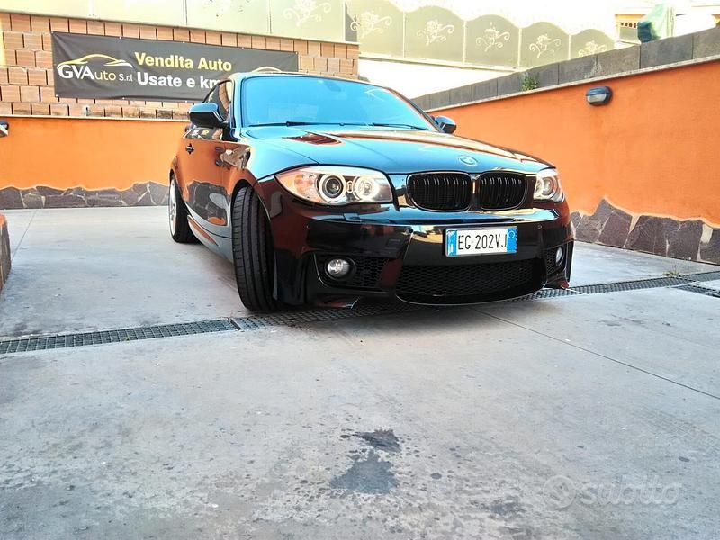 Nero Usata 2011 BMW 123 M Sport Due volumi | 13.990 € (Buon prezzo) - Immagine 1/4