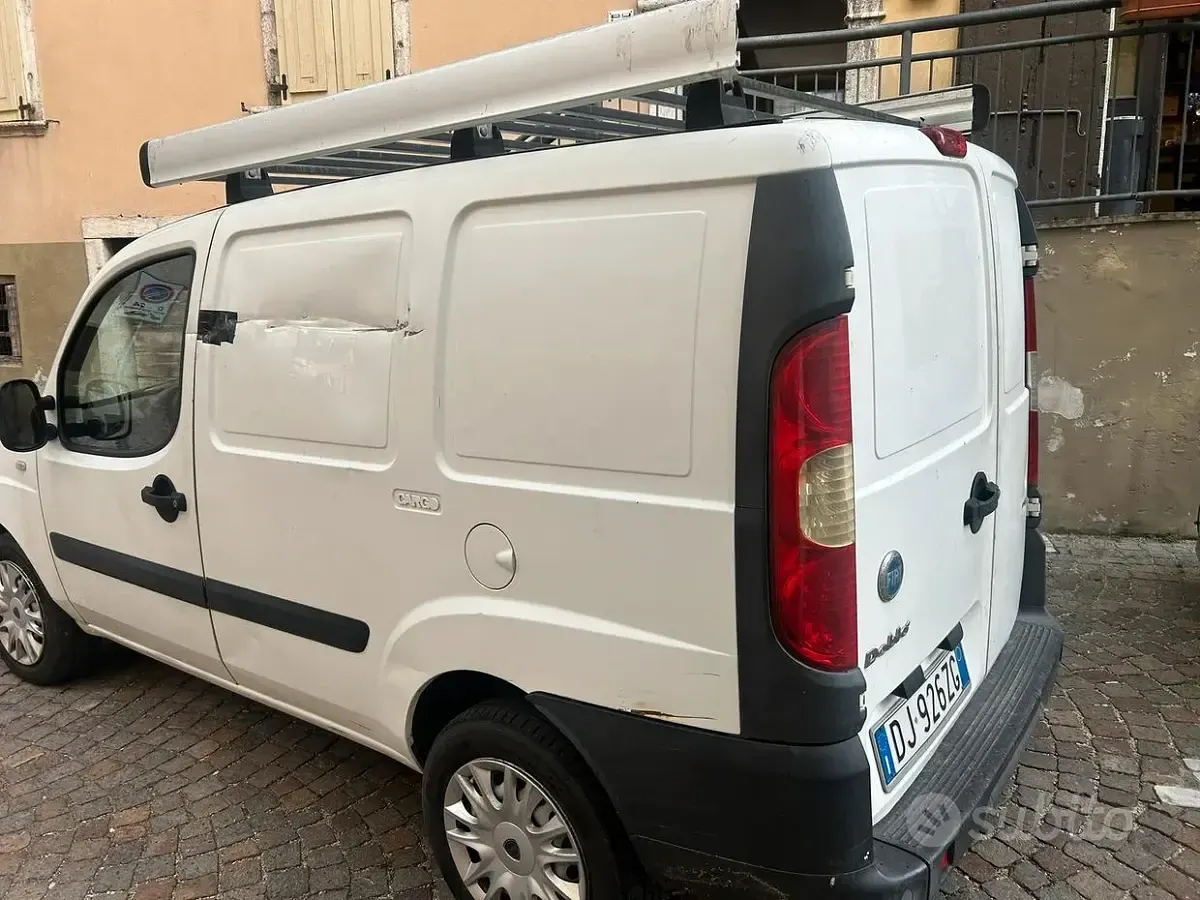 Usata Fiat Doblò 75 CV (55 kW) 2008 Monovolume