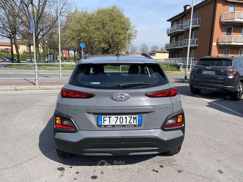 Usata Hyundai Kona Comfort 116 CV (85 kW) 2019 Grigio SUV