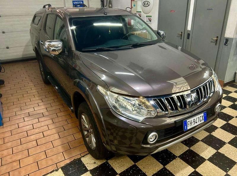 Usata Mitsubishi L200 Intense 181 CV (133 kW) 2016 Browne Pick-up