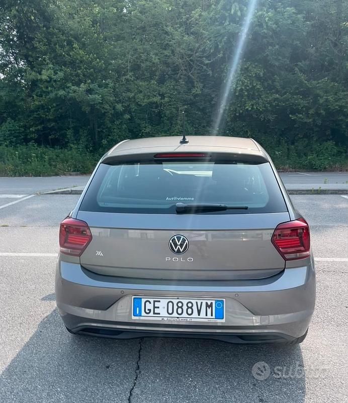 Usata VW Polo 80 CV (58 kW) 2021 Grigio Utilitaria