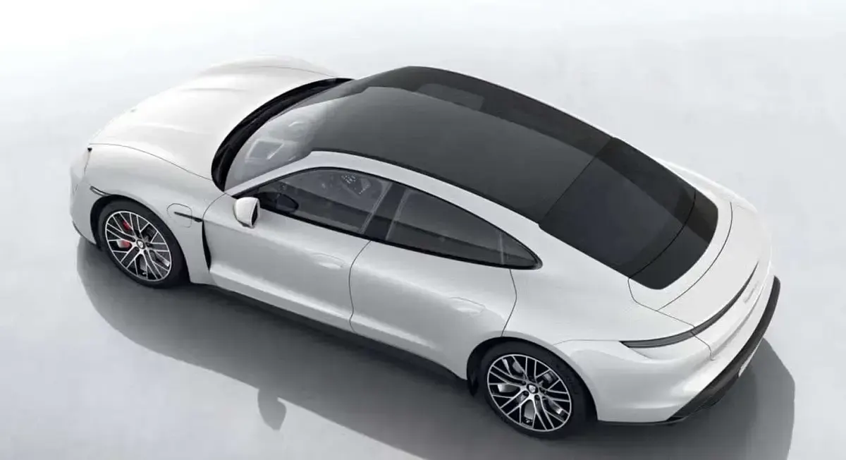 Usata Porsche Taycan 4S Performance Package 419 kW (571 CV) 2023 Bianco Berlina