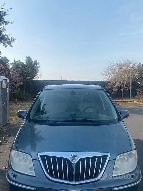 Usata Lancia Phedra 2009 Grigio Monovolume