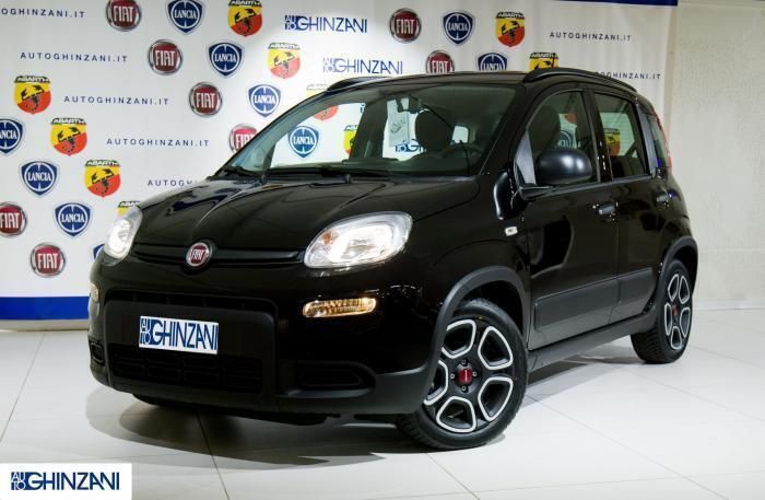 Nero Usata 2021 Fiat Panda City Life Due volumi | 14.000 € (Molto cara) - Immagine 1/4