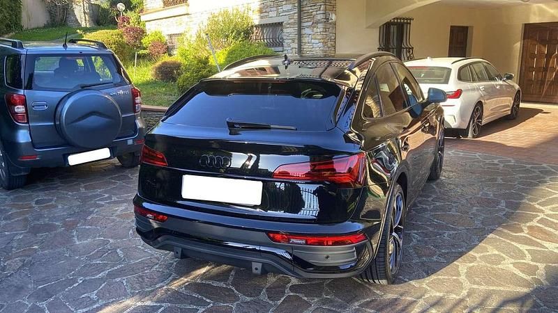 Usata Audi Q5 Sportback S-line plus 204 CV (150 kW) 2023 Nero SUV