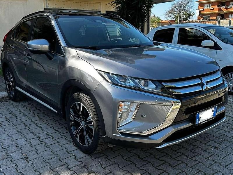Usata Mitsubishi Eclipse Cross Instyle 163 CV (119 kW) 2019 Titanium gray SUV