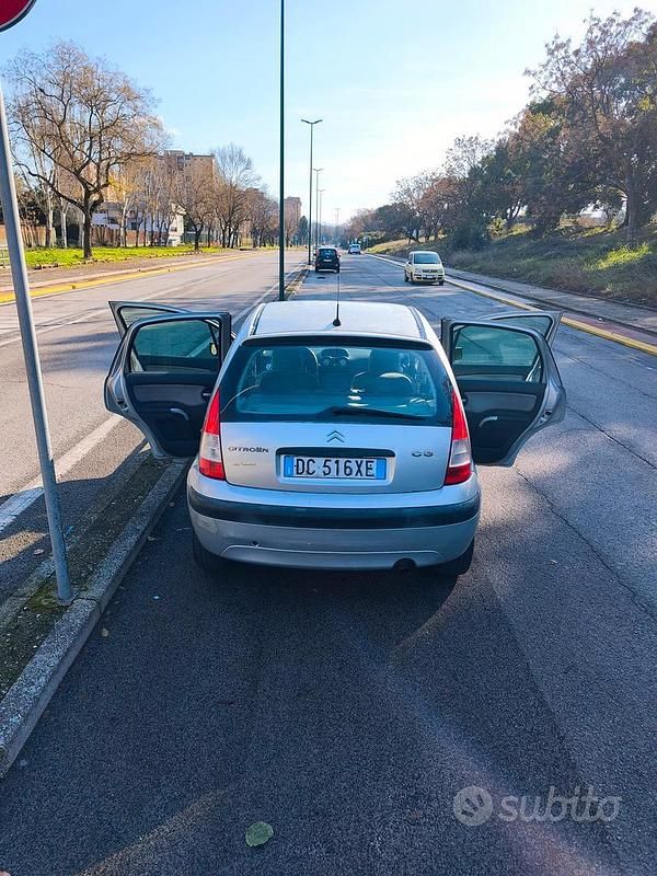 Usata Citroën C3 68 CV (50 kW) 2001 Grigio Berlina