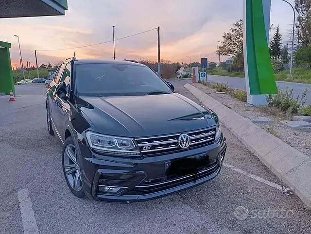 Usata VW Tiguan Sport 116 CV (85 kW) 2019 Nero SUV