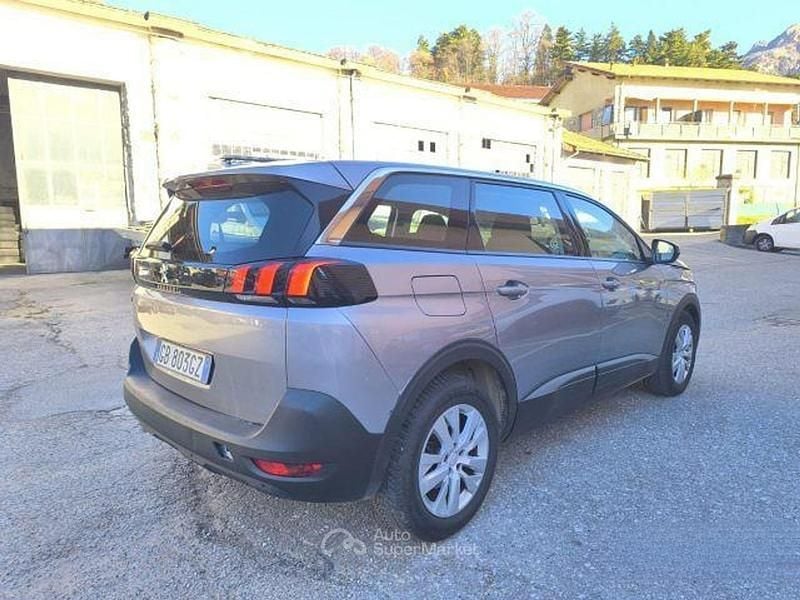 Usata Peugeot 5008 Business-Line 131 CV (96 kW) 2020 Grigio SUV