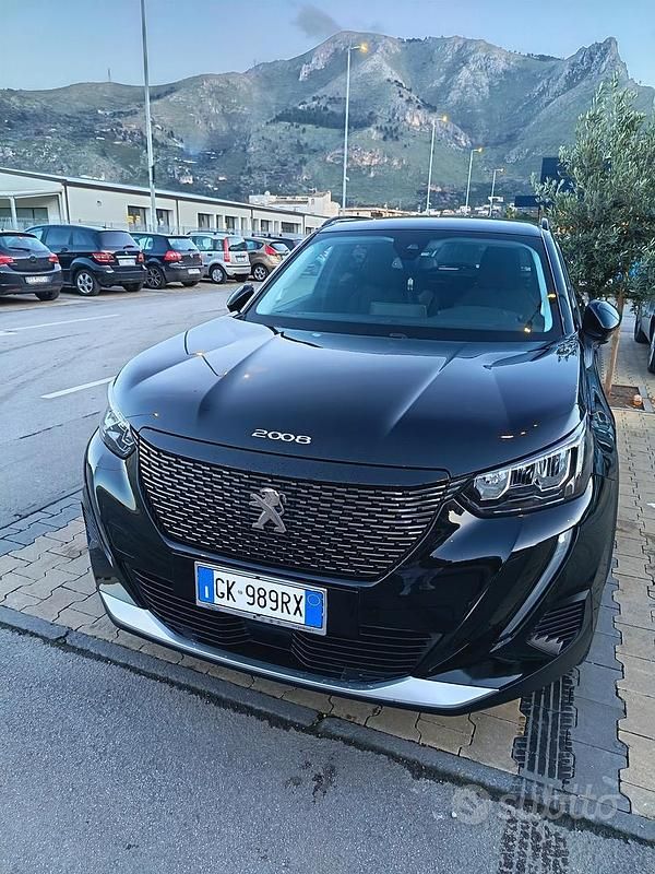 Usata Peugeot 2008 2022 Nero SUV