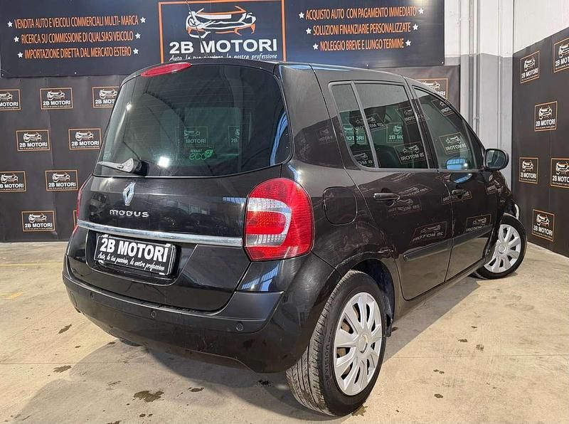 Usata Renault Grand Modus 88 CV (64 kW) 2011 Nero Monovolume