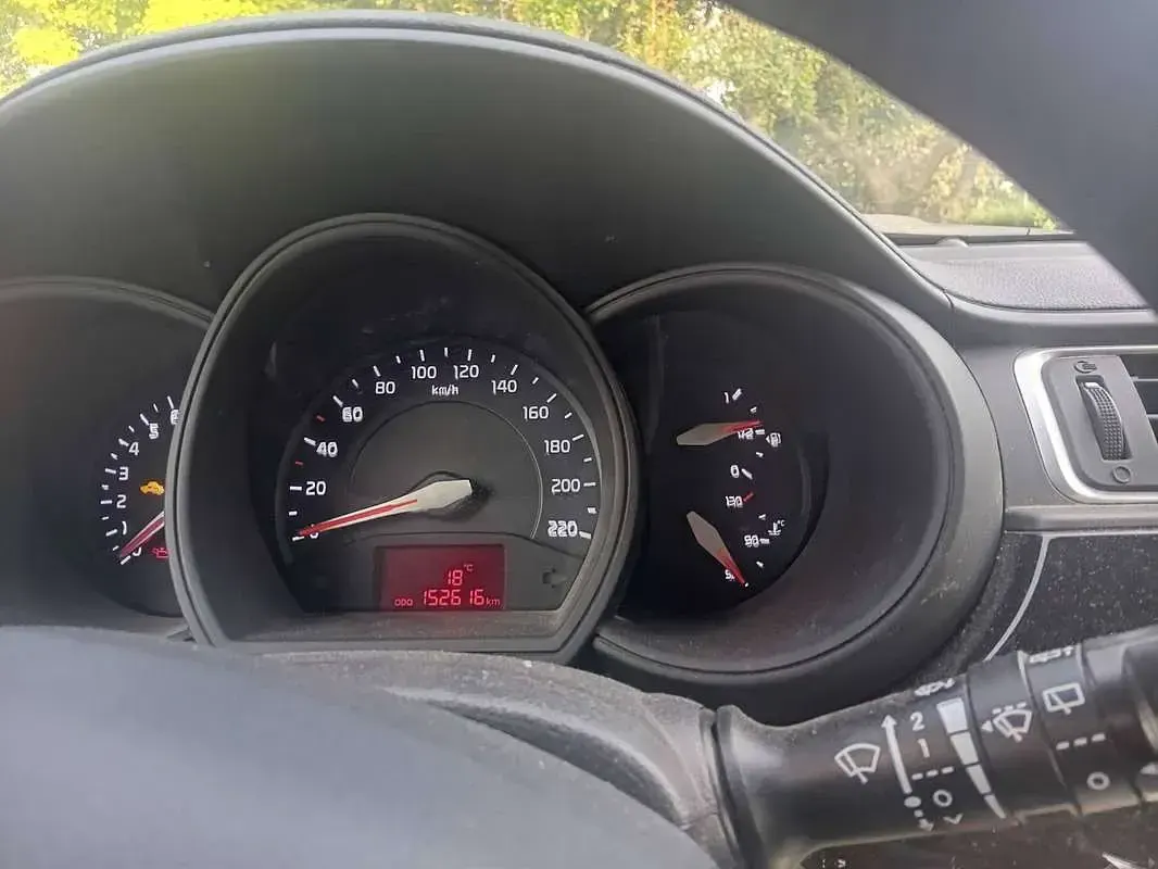Usata Kia Rio 85 CV (62 kW) 2017 Bianco Berlina